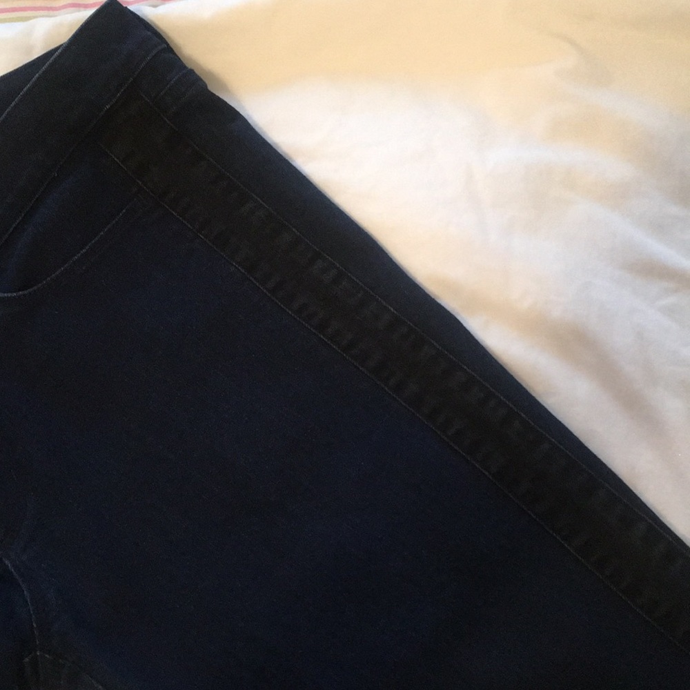 LOFT modern skinny jeans, dark rinse, black stripe - Picture 5 of 5